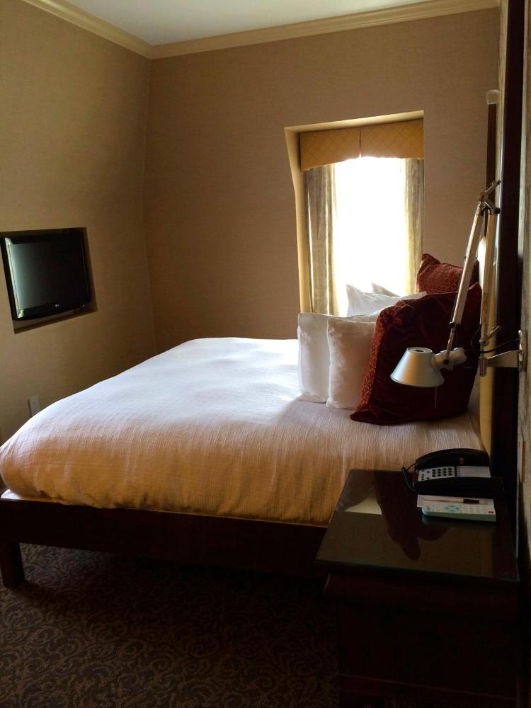 King Suite interior