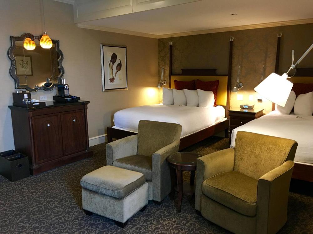 Double Room with Two Double Beds interior